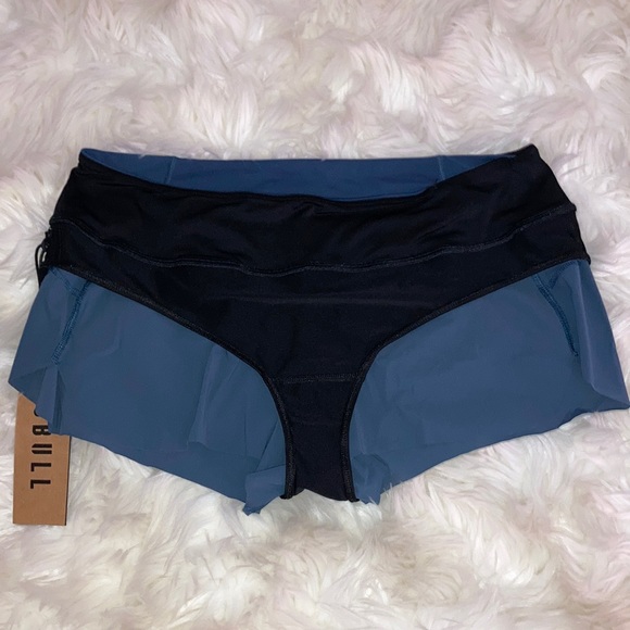 NOBULL Steel Blue 2 in 1 Pace Shorts L - Picture 9 of 10